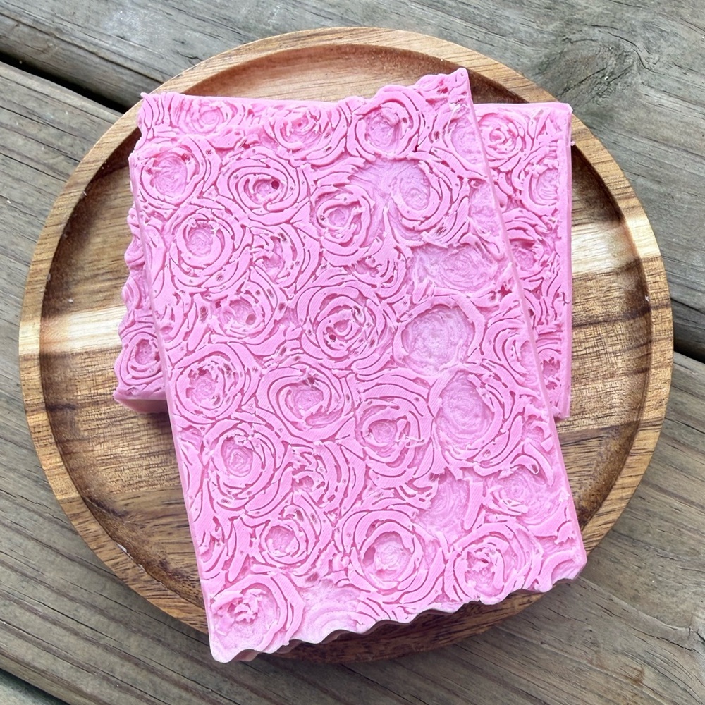 🌹 (3) Chamomile Vanilla Rose Goat Milk Soap Bar – Handmade Handcrafted 🌹